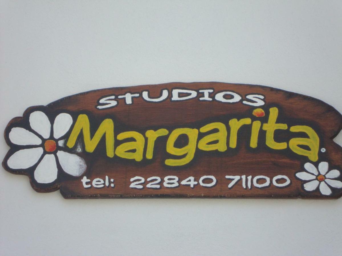 Studios Margarita Platis Gialos  Buitenkant foto